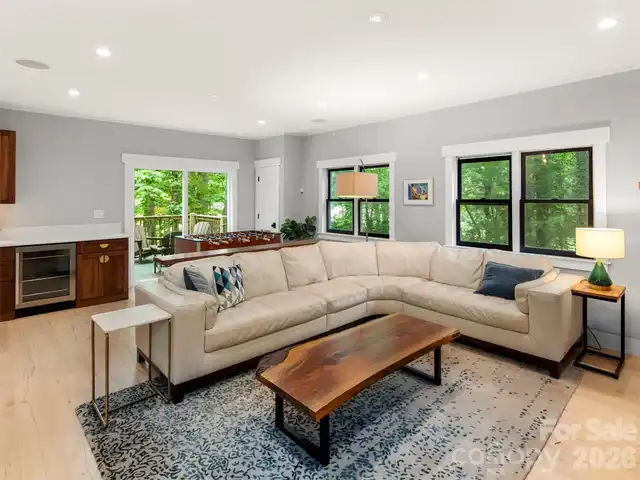 Listing Photo 21