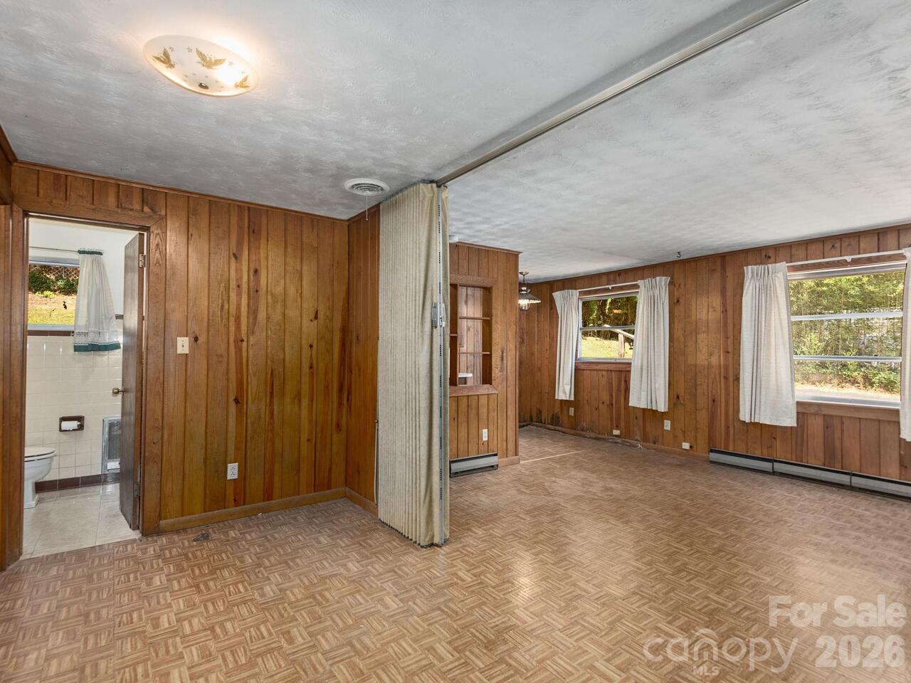 Listing Photo 13