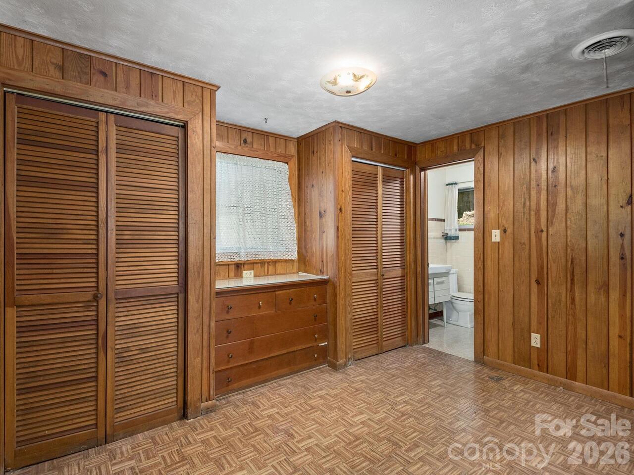 Listing Photo 14