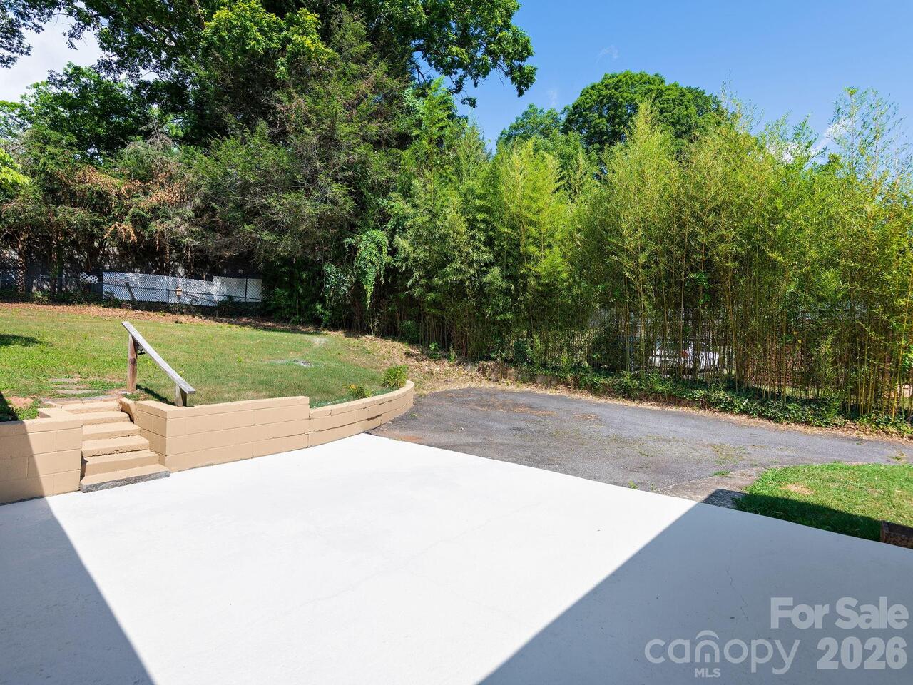 Listing Photo 18