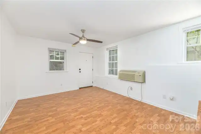 Listing Photo 32