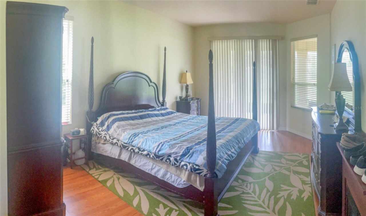 Listing Photo 12