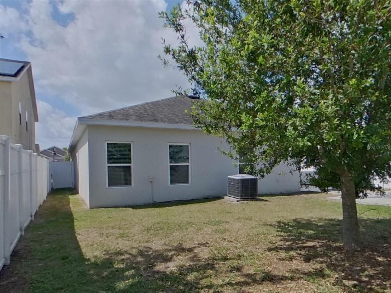 Listing Photo 15