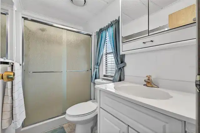 Listing Photo 17
