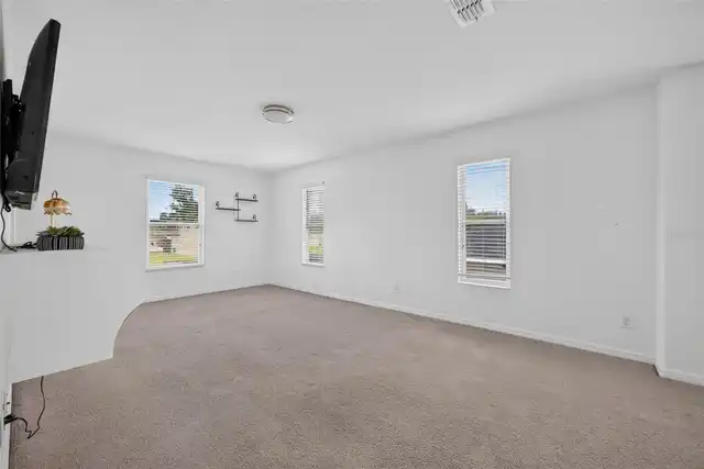 Listing Photo 33