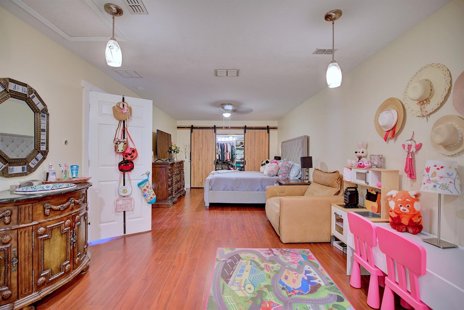 Listing Photo 25