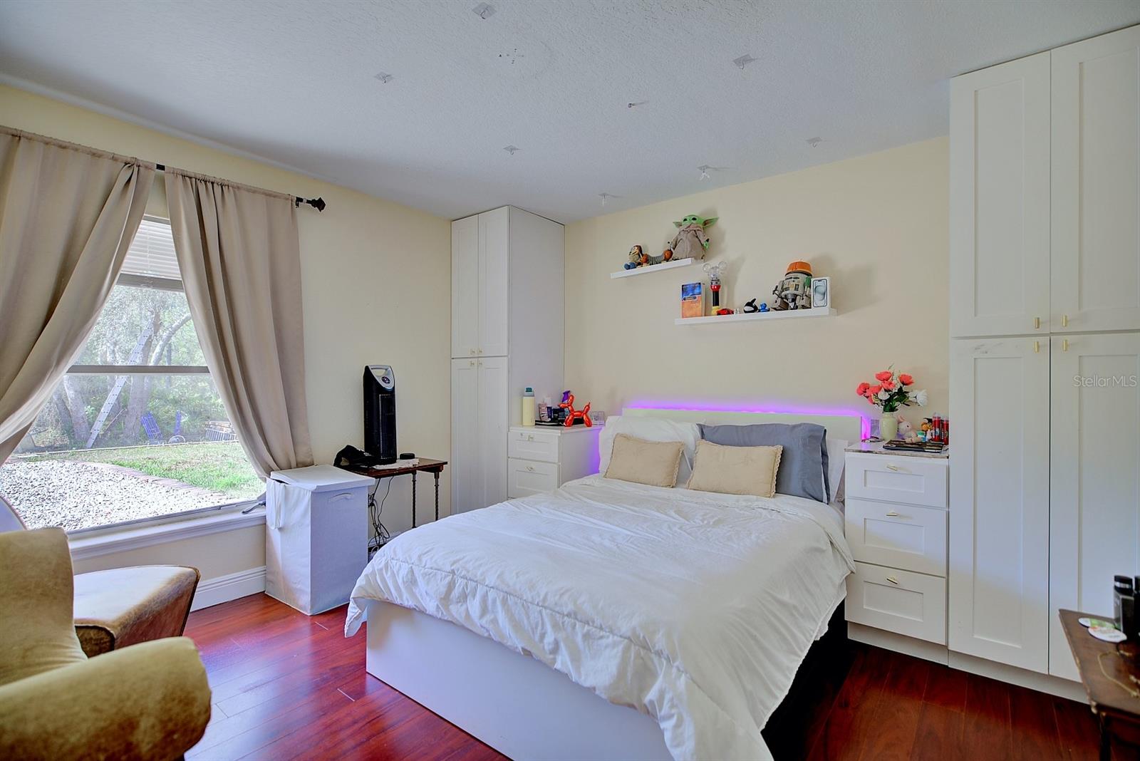 Listing Photo 28