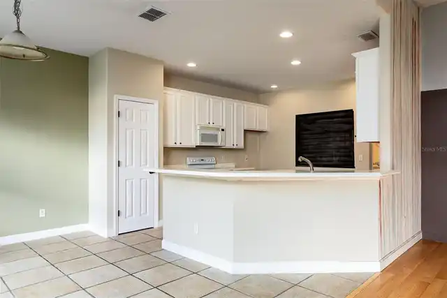 Listing Photo 7