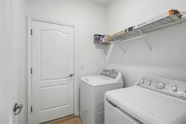 Listing Photo 14
