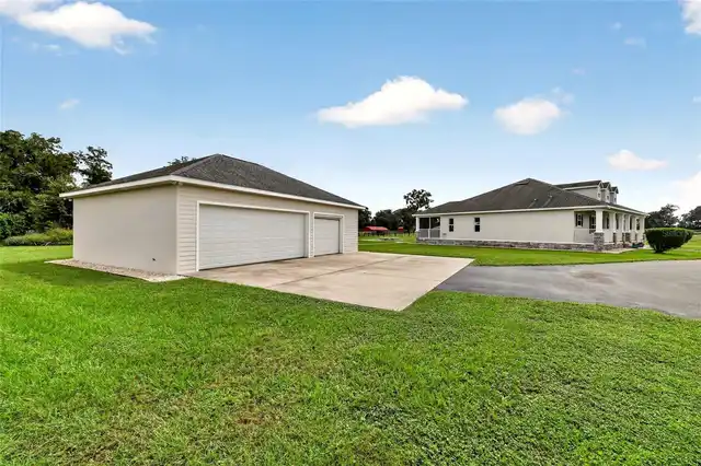 Listing Photo 9