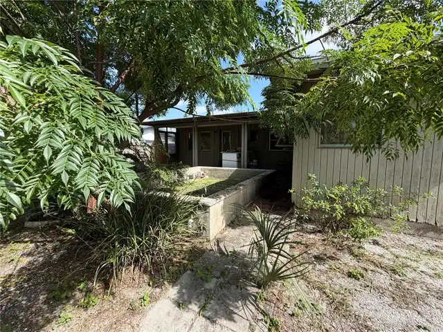 Listing Photo 14