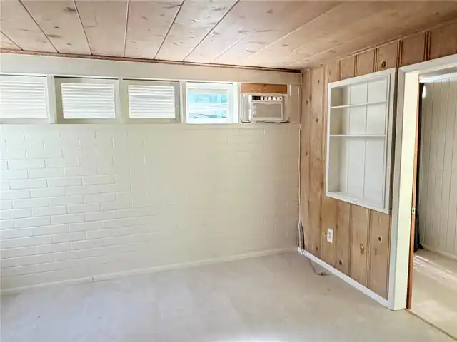 Listing Photo 22