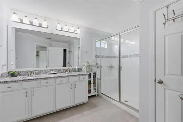 Listing Photo 33