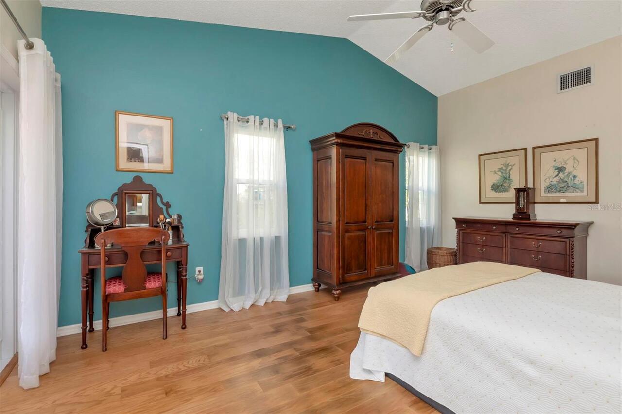 Listing Photo 32