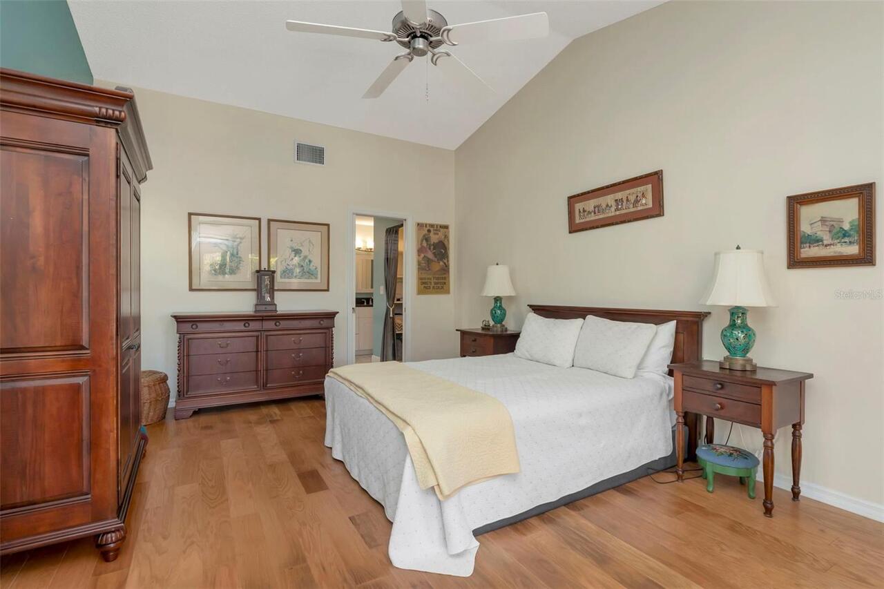 Listing Photo 33