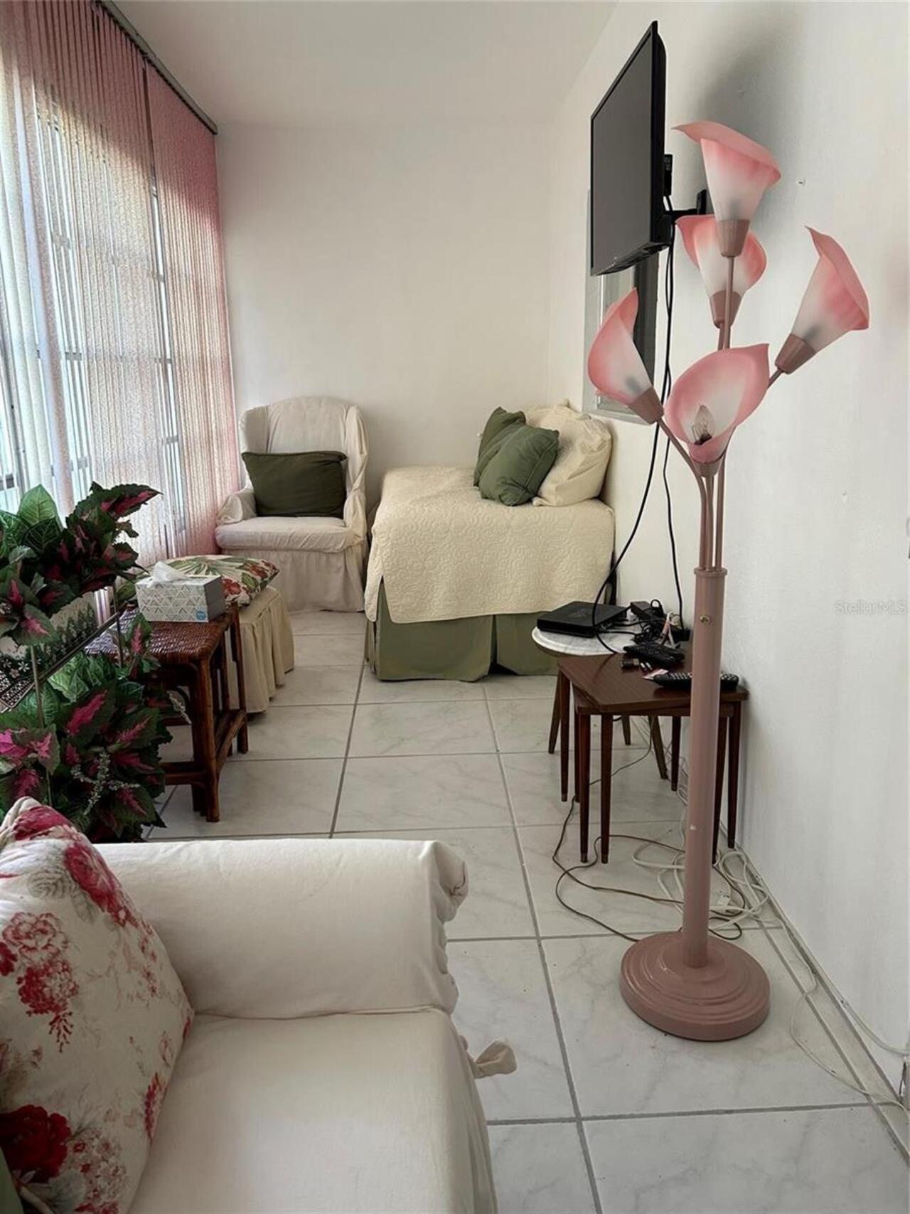 Listing Photo 9