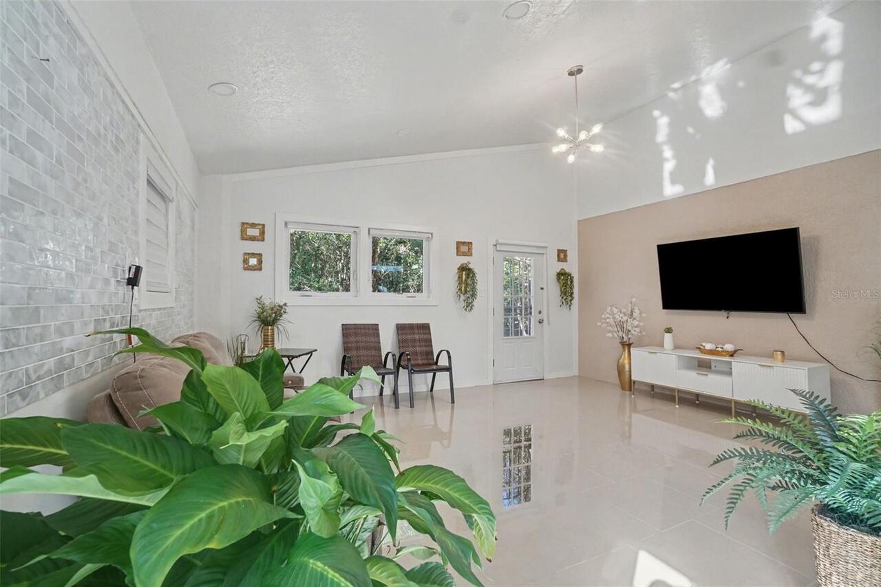 Listing Photo 13