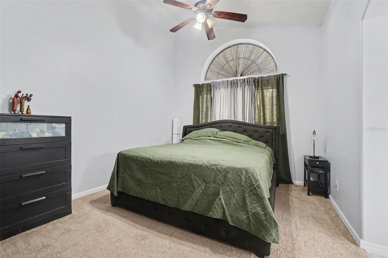 Listing Photo 18