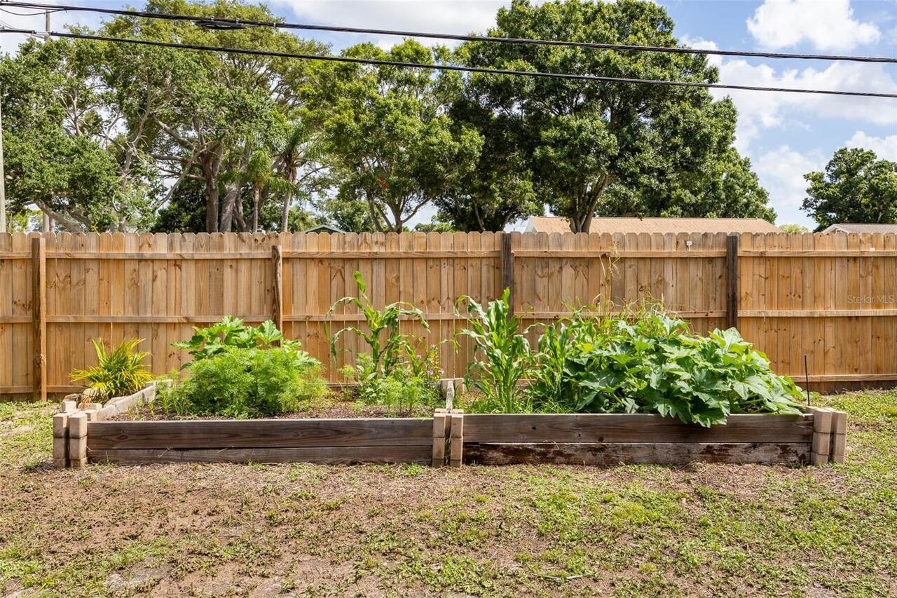 Listing Photo 44