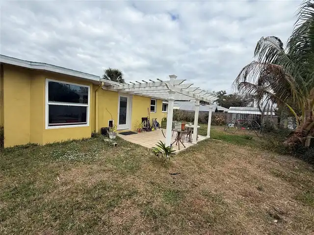 Listing Photo 17