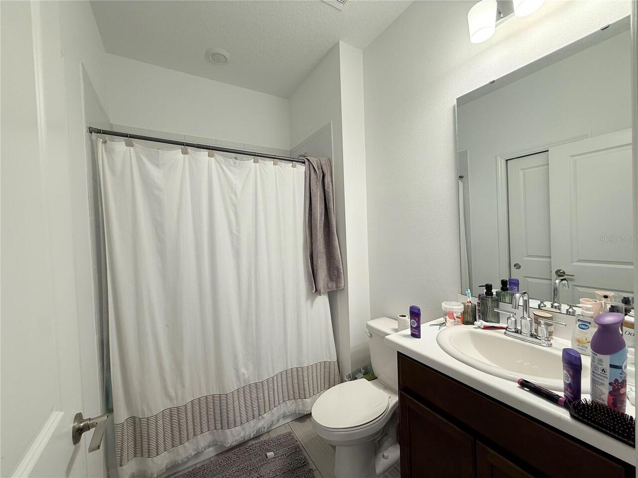 Listing Photo 9