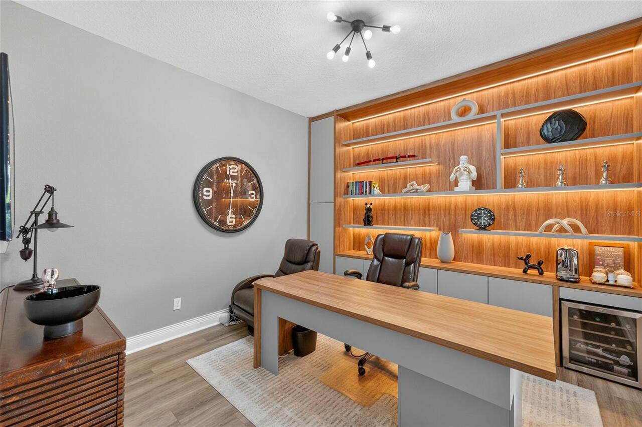 Listing Photo 17