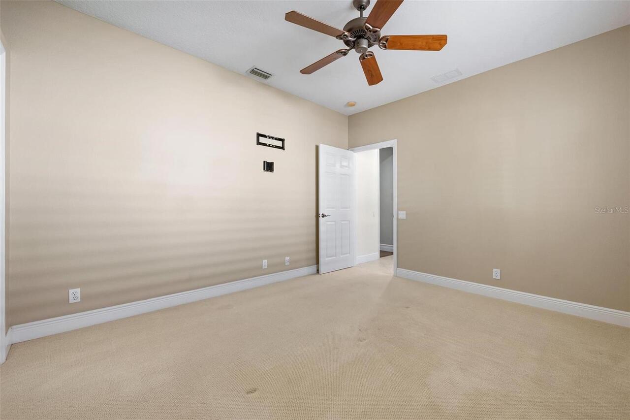 Listing Photo 42