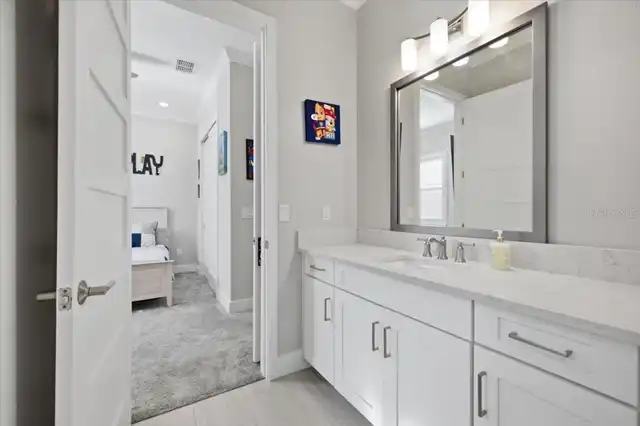 Listing Photo 25