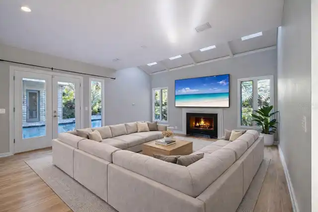 Listing Photo 16