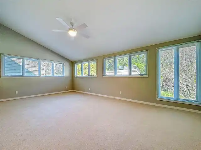 Listing Photo 30
