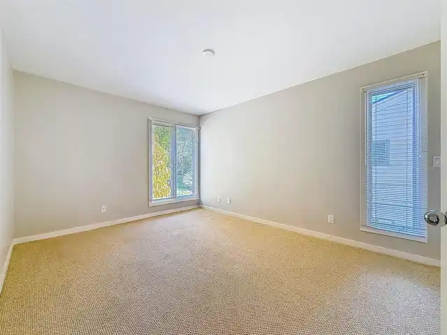 Listing Photo 35
