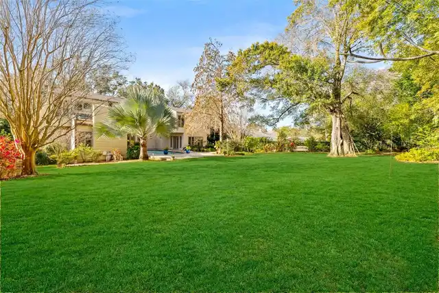Listing Photo 43