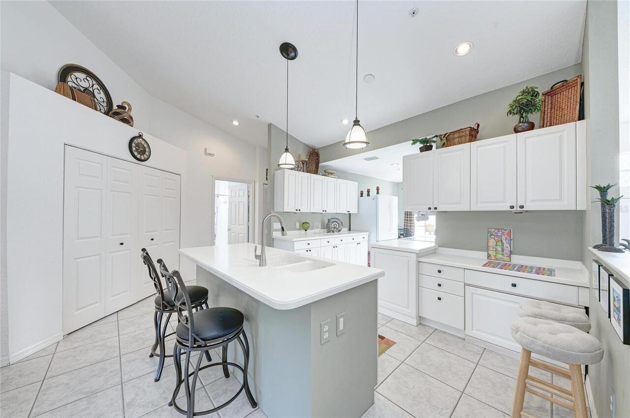Listing Photo 16