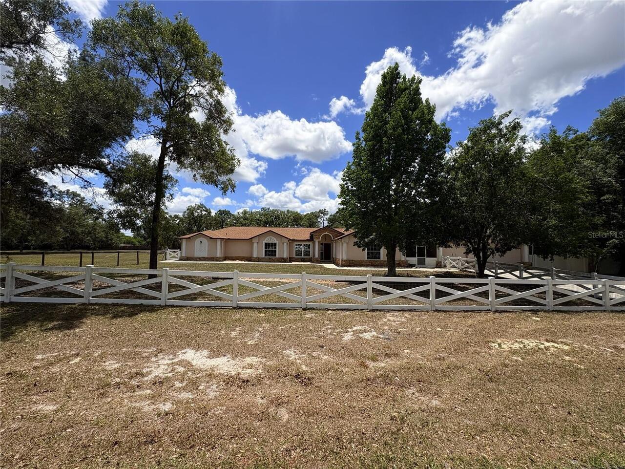 Listing Photo 8