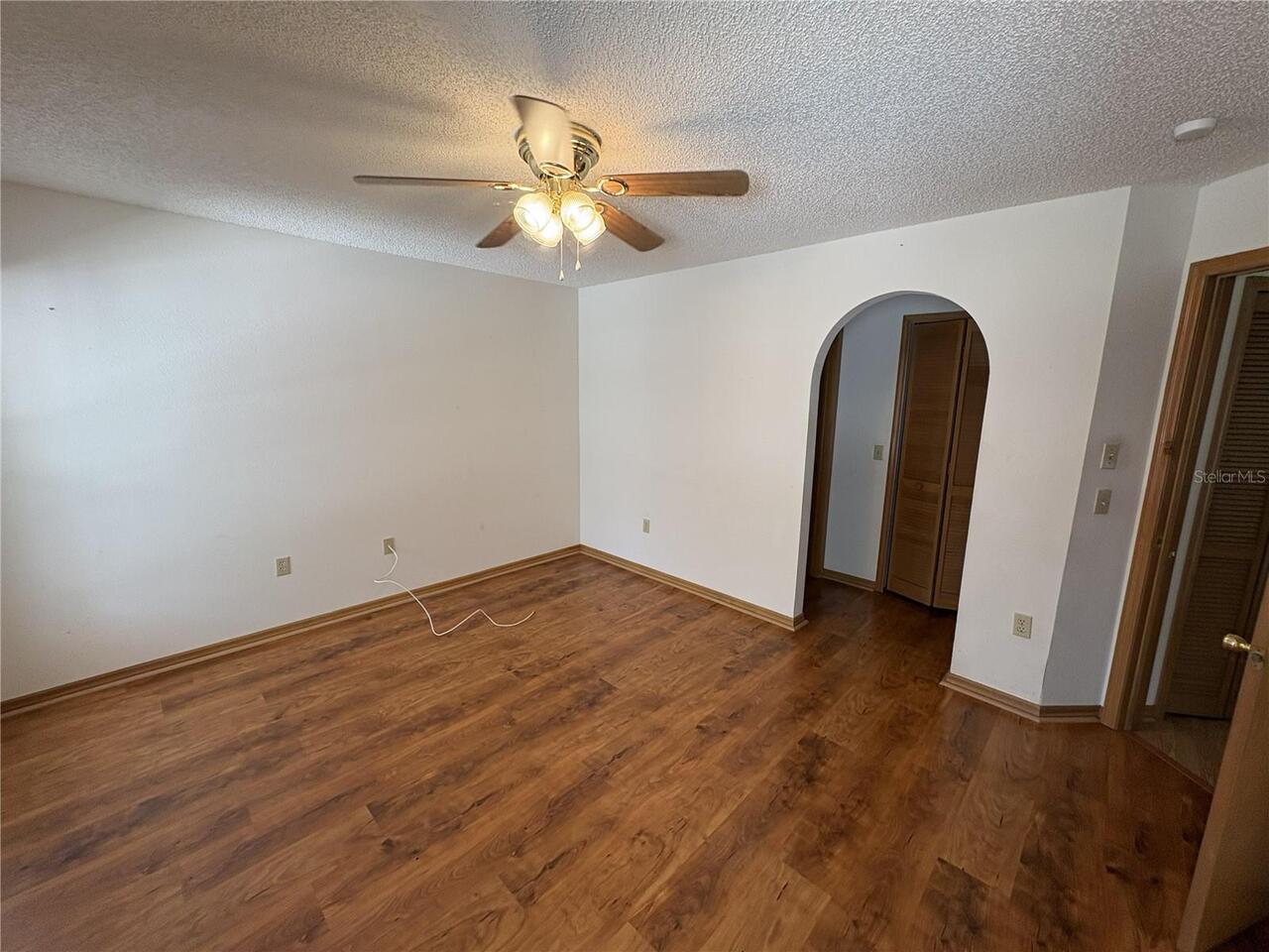 Listing Photo 33