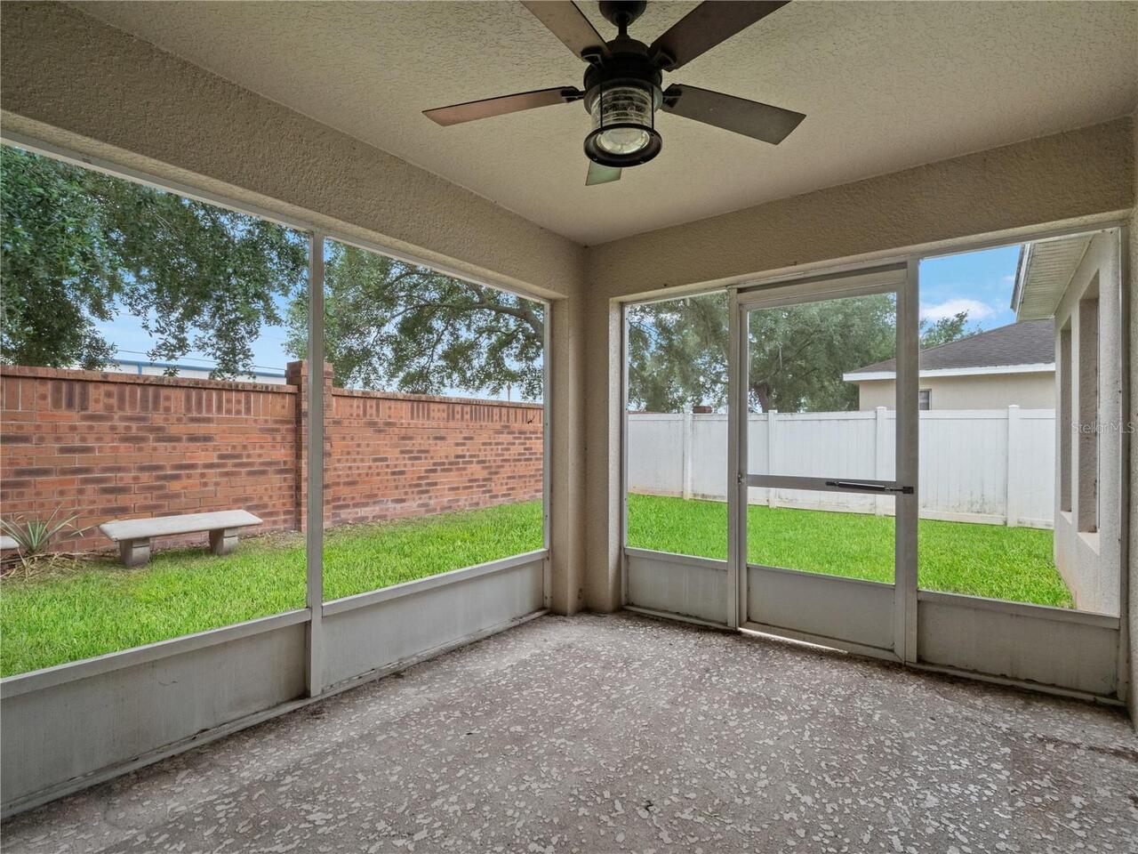 Listing Photo 16