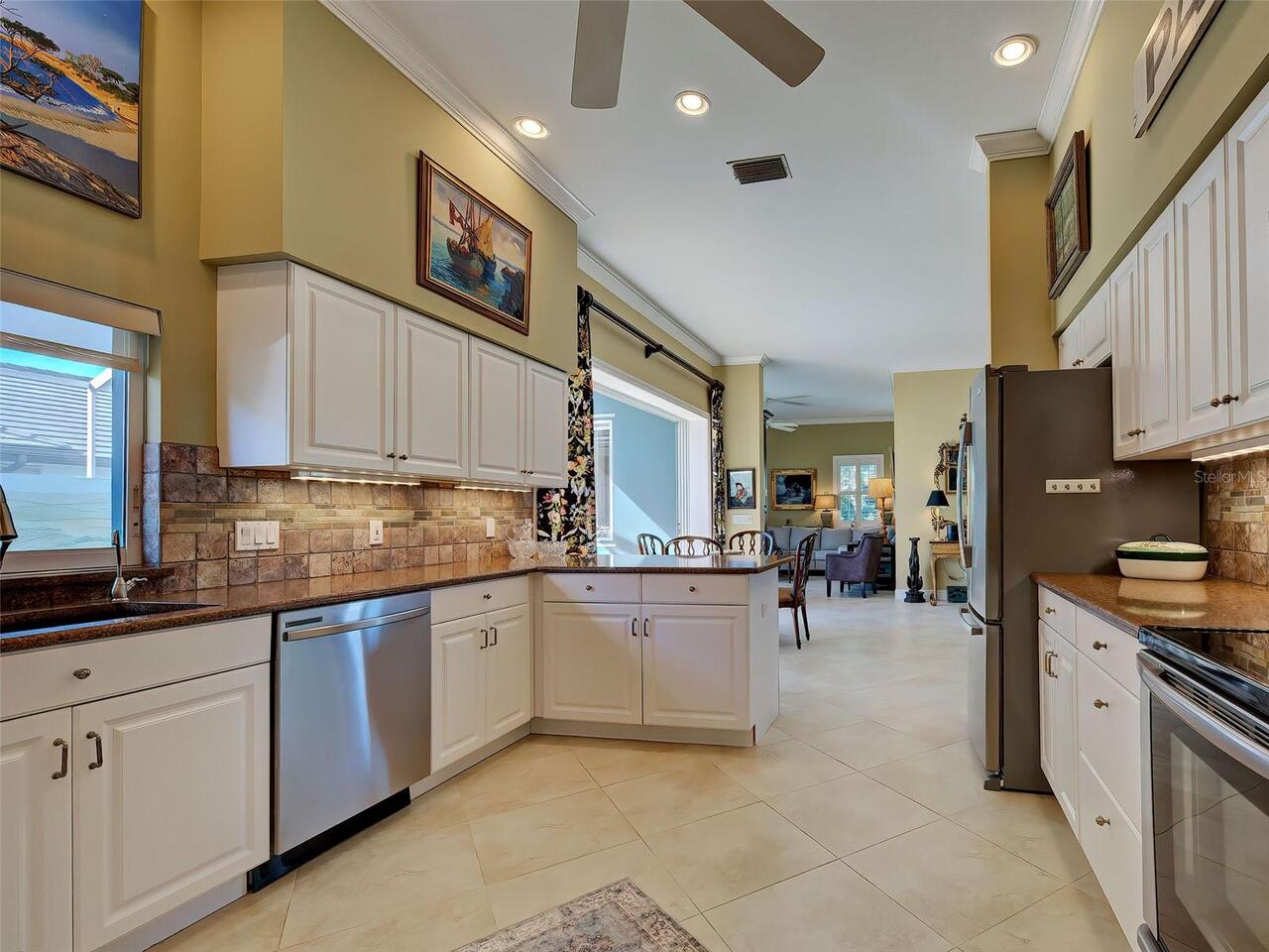 Listing Photo 15