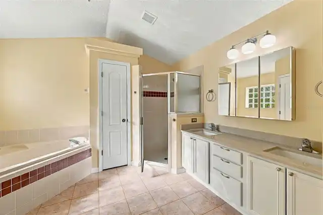 Listing Photo 20