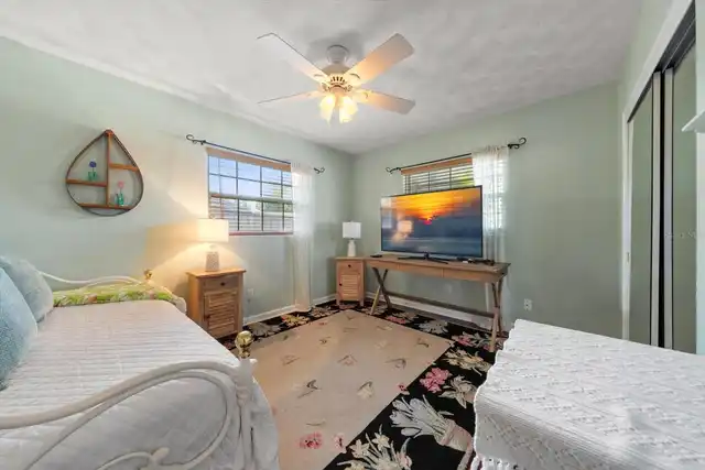 Listing Photo 16