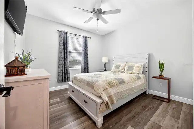 Listing Photo 23