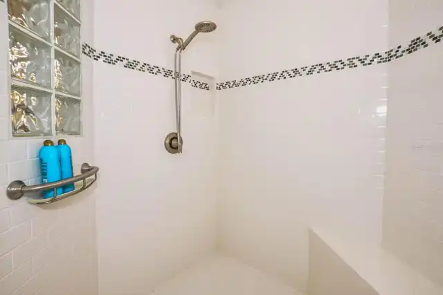 Listing Photo 25