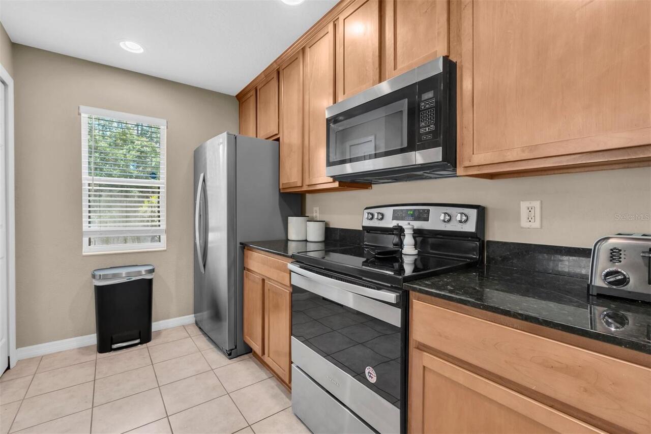 Listing Photo 9