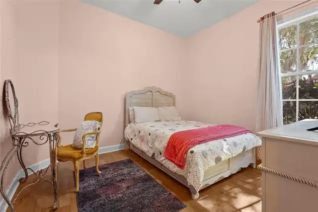 Listing Photo 29