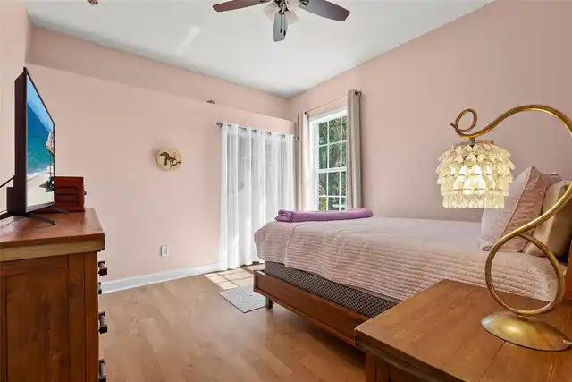 Listing Photo 34