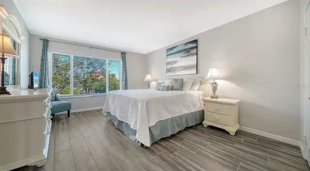 Listing Photo 21