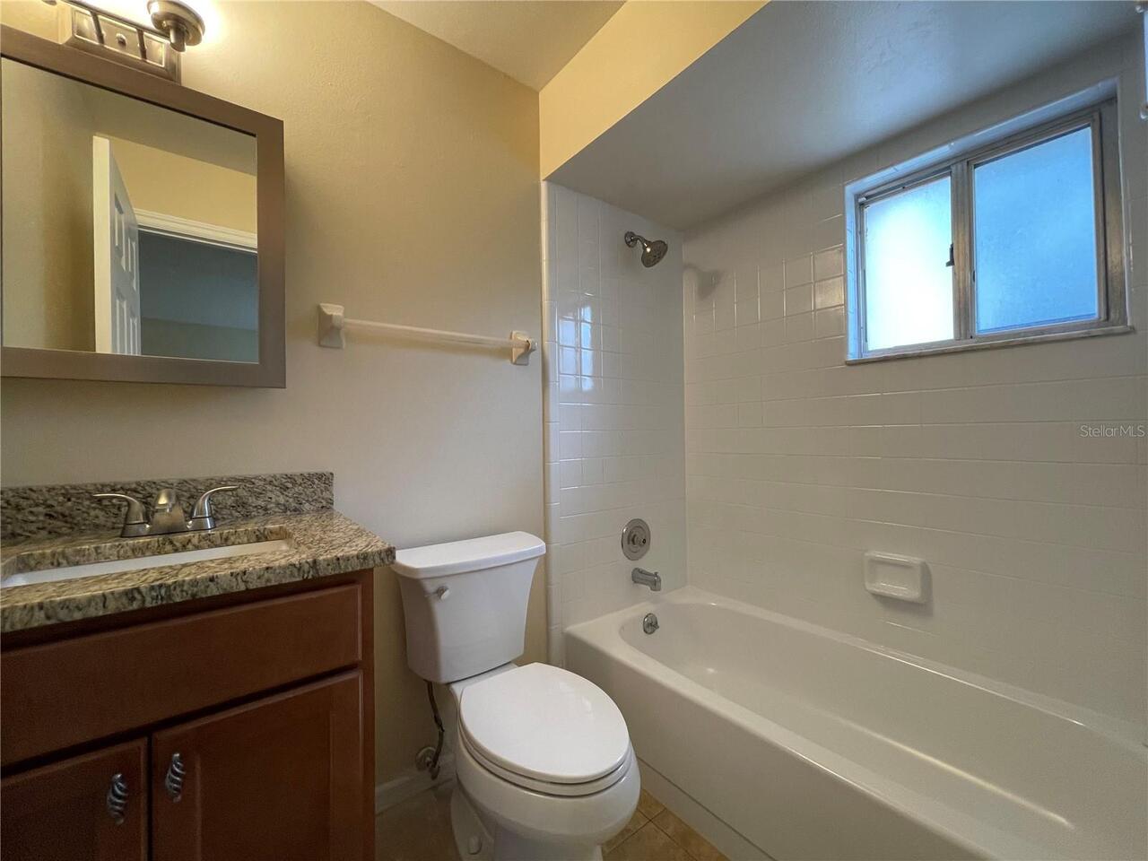 Listing Photo 9