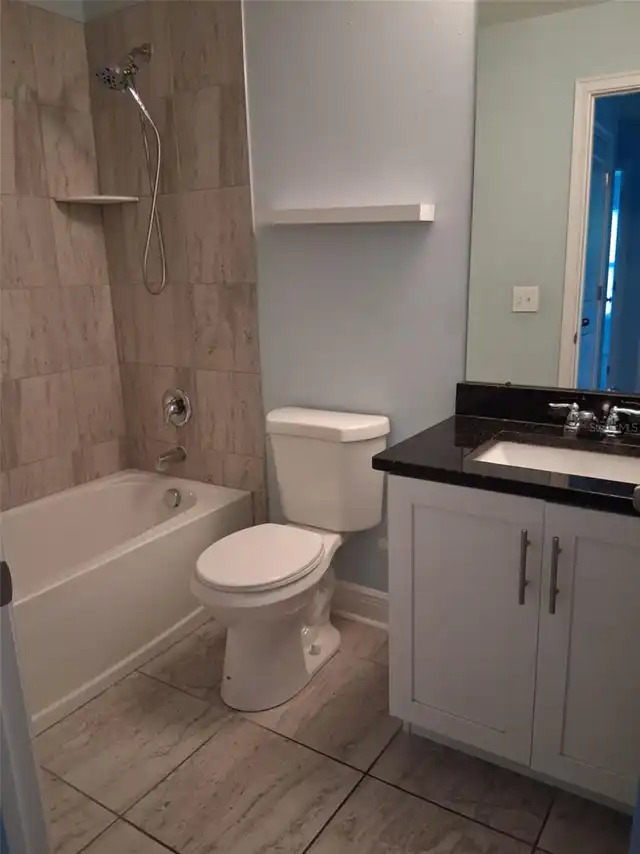 Listing Photo 8
