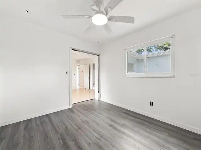 Listing Photo 27