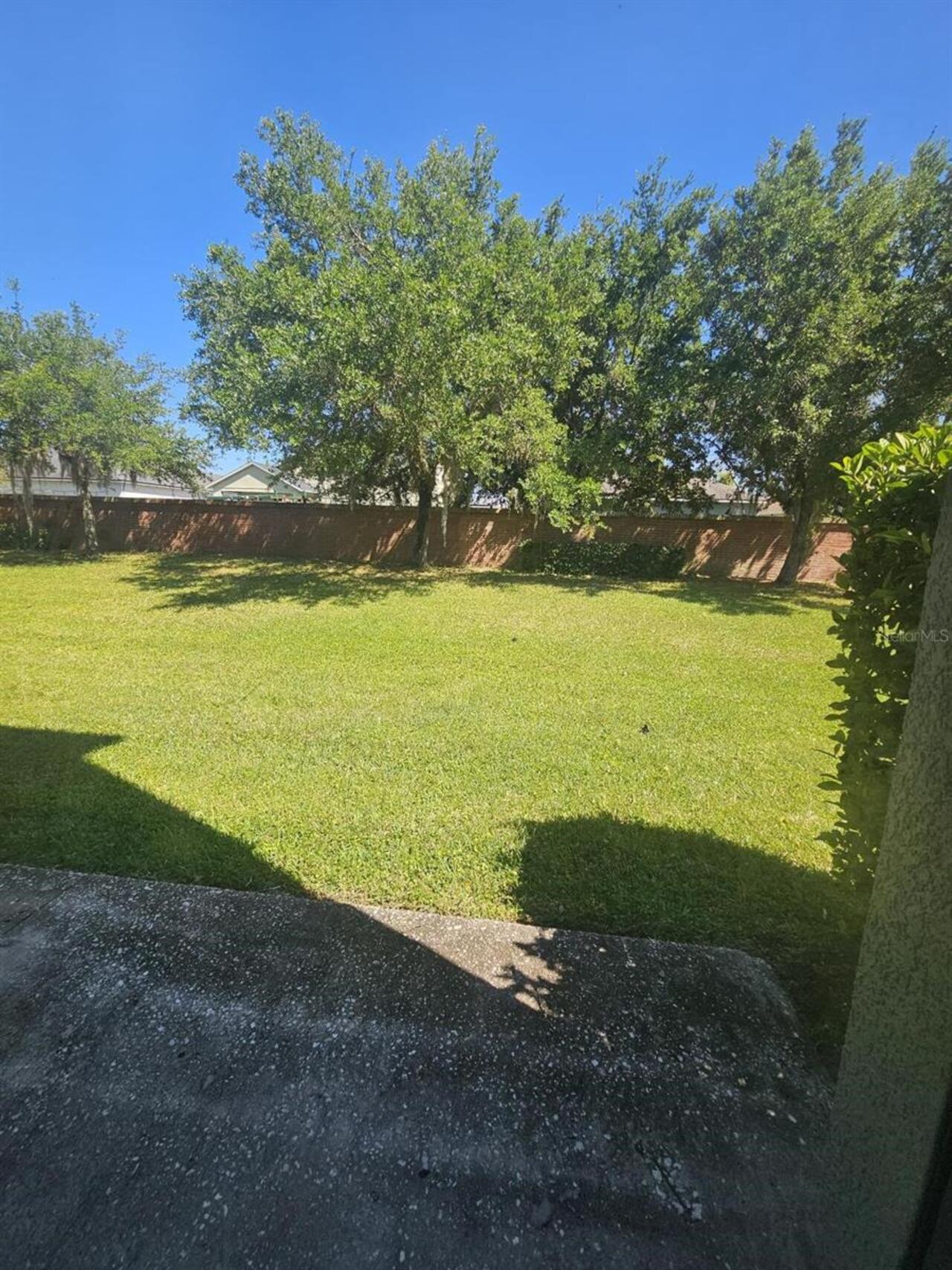 Listing Photo 10