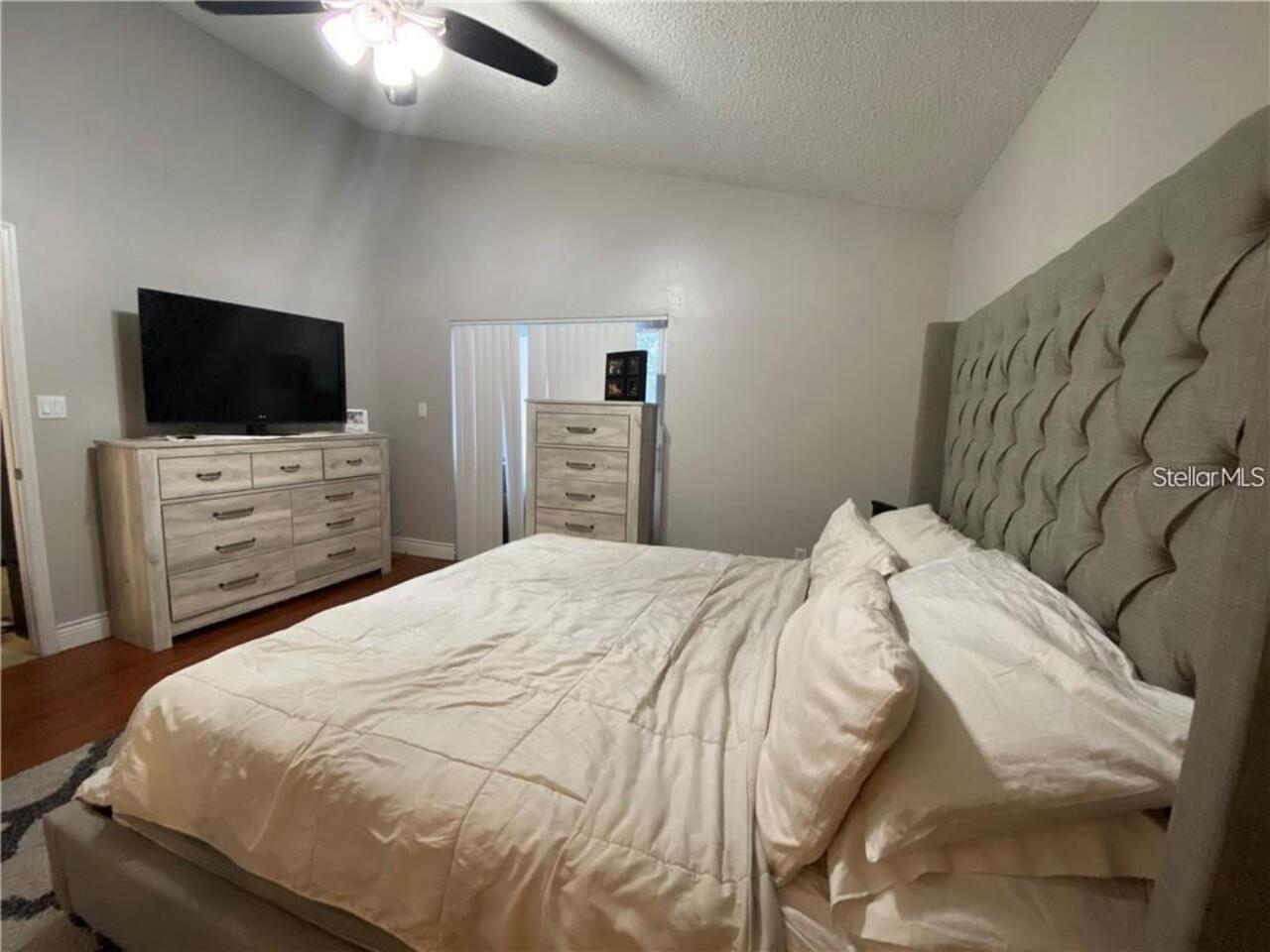 Listing Photo 10